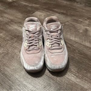 Nike Women's Air Max 90 Sneakers - Mauve Pink